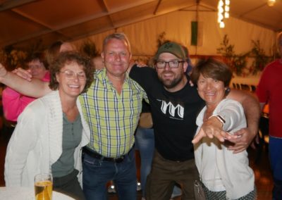 2025 Zelt schmücken (32)